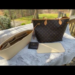 SOLD Louis Vuitton Neverfull MM with FREE Wallet & extras!